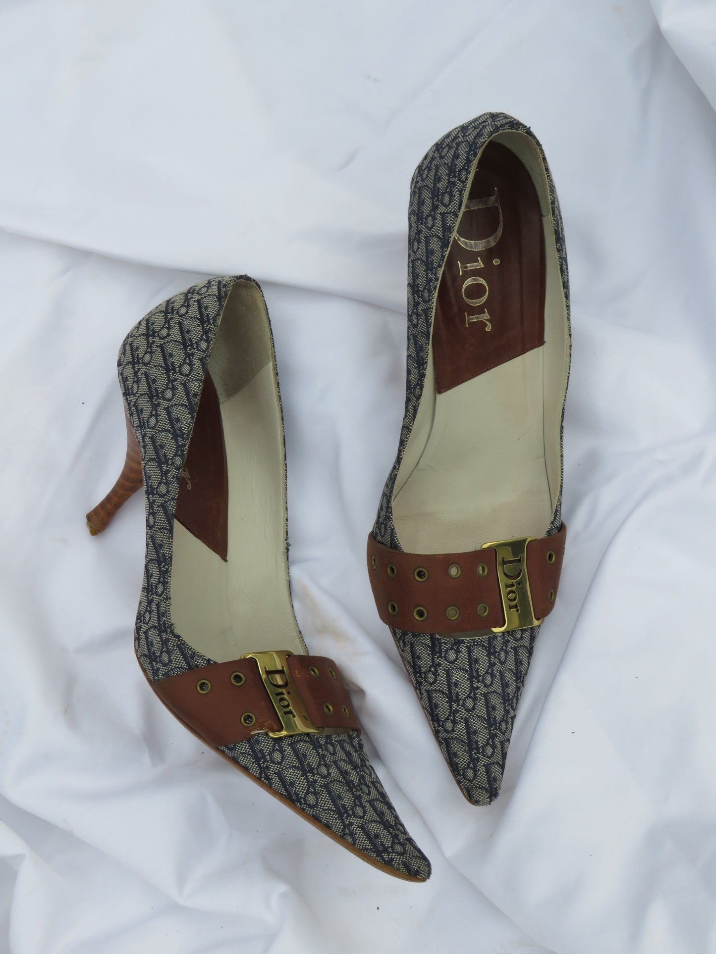 Authentic 2002 Dior Kitten Heel