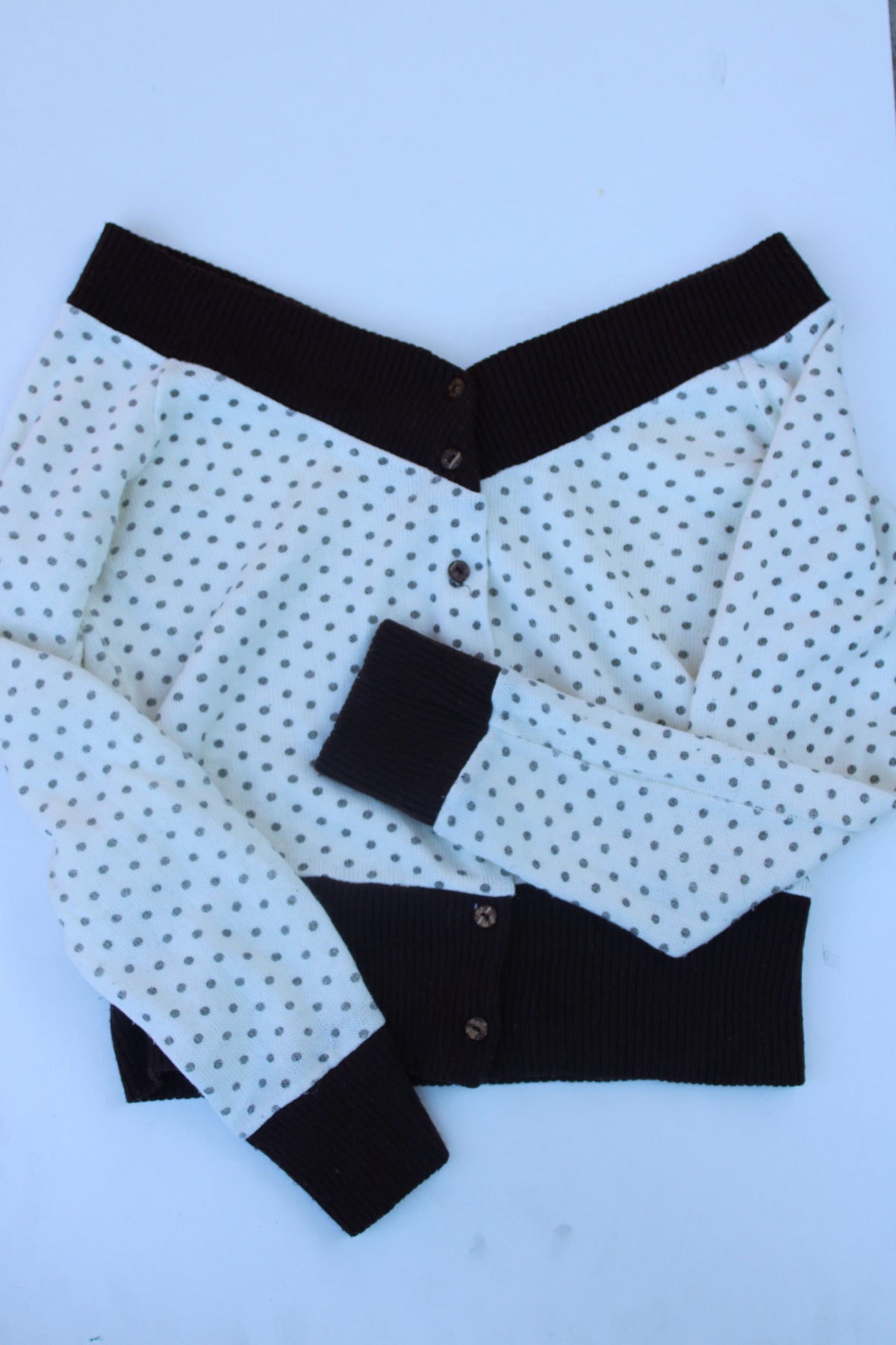Off shoulder Polkadot Jumper
