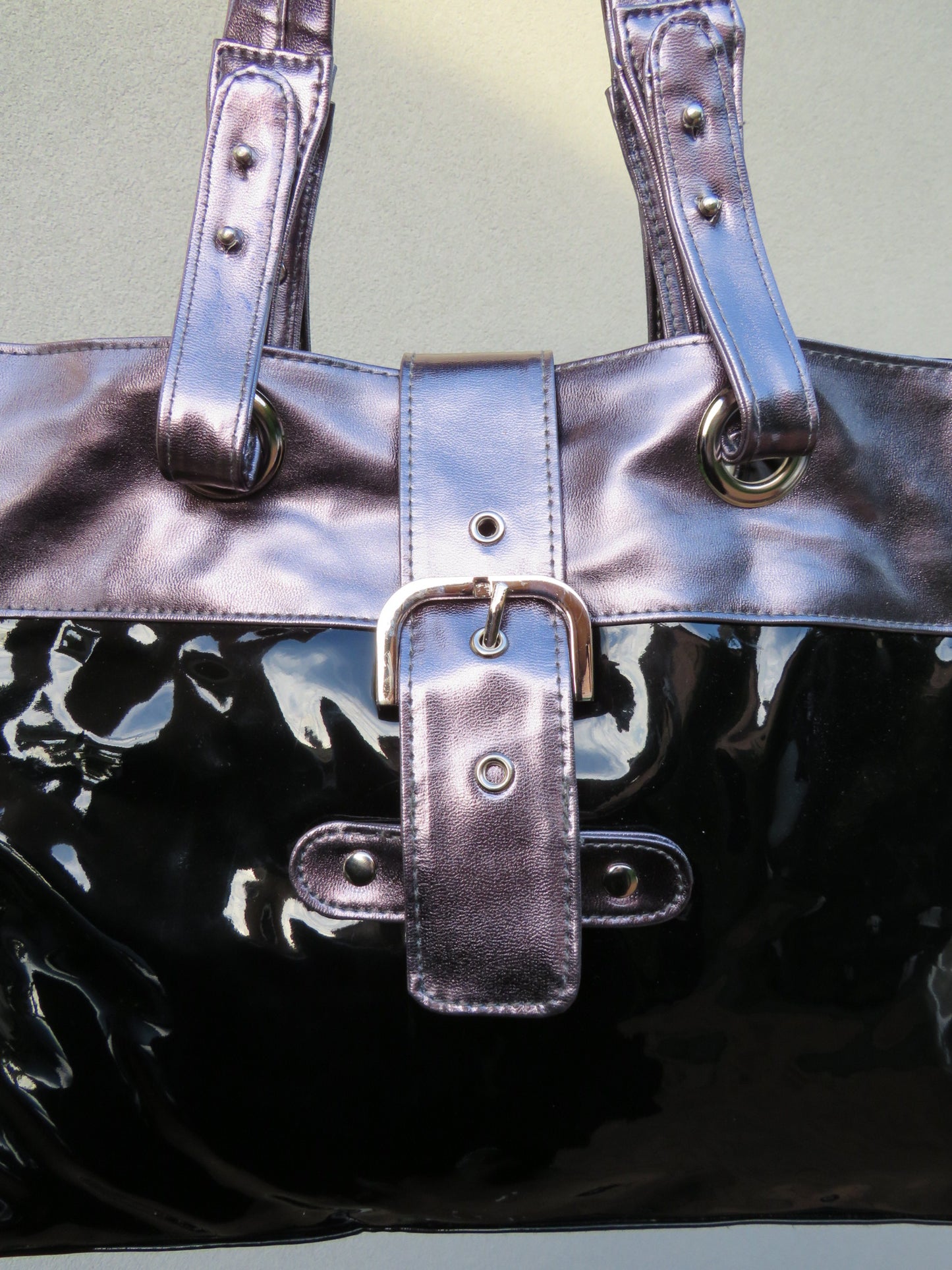 Metalic Buckle Bag