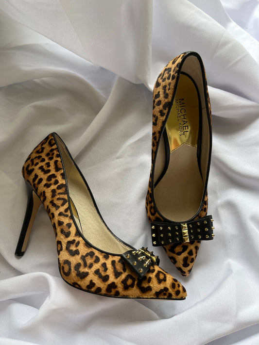 Michael Kors Leopard Print bow heels