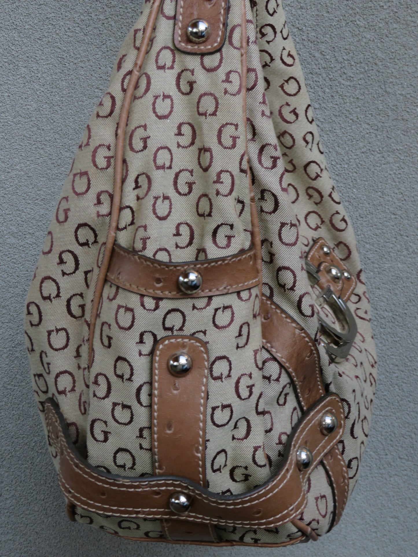 Guess Shoulder Bag