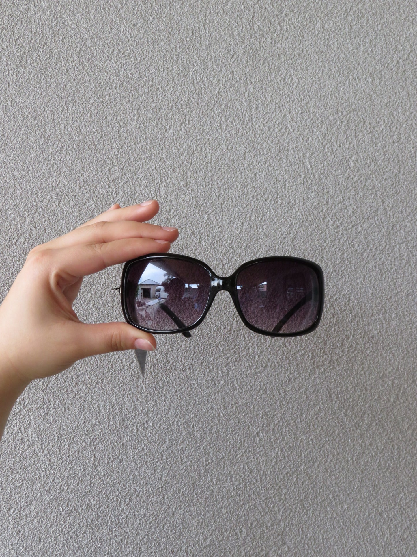 Black 2010’s Style Sunglasses