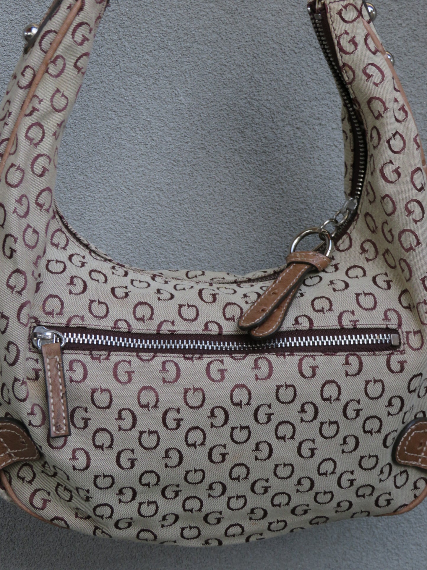 Guess Shoulder Bag