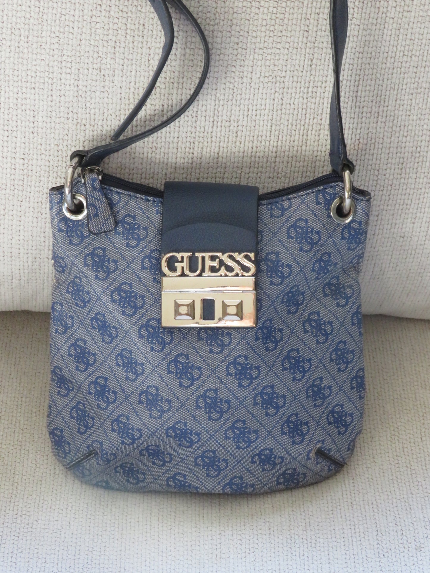 Guess Crossbody Bag