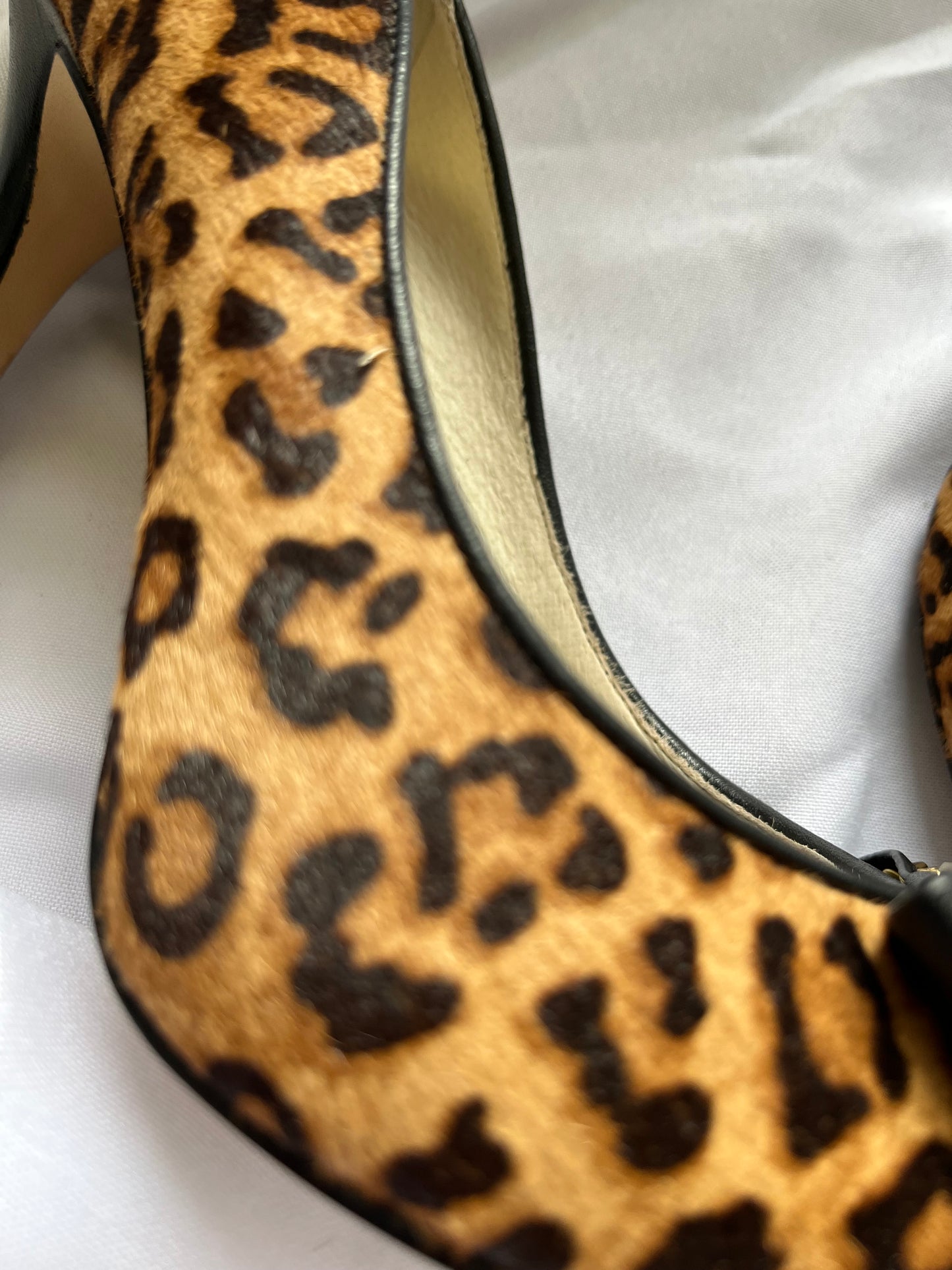 Michael Kors Leopard Print bow heels