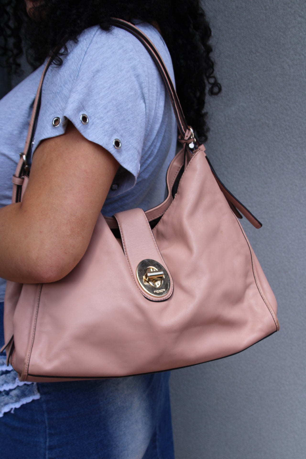Vintage Coach Madison Carlyle Shoulder Bag