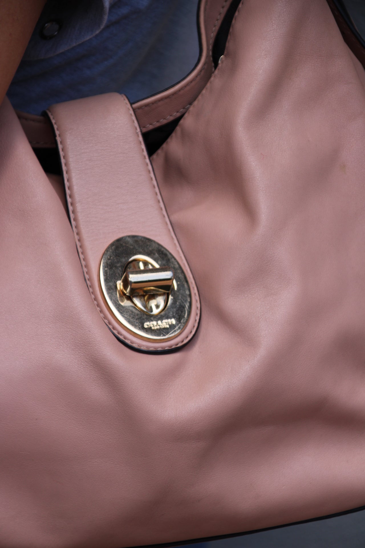 Vintage Coach Madison Carlyle Shoulder Bag