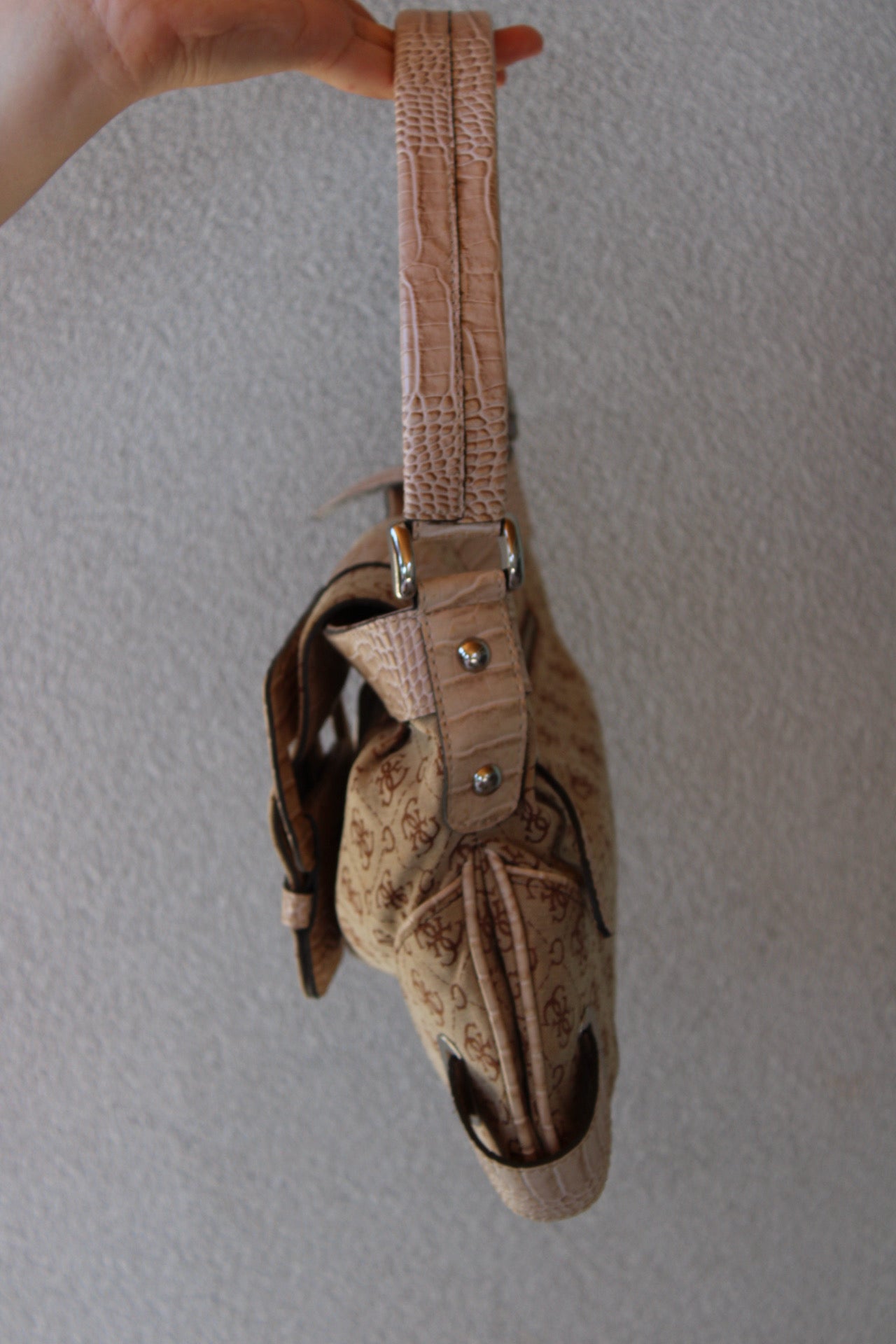 Buckle Monogram Guess Bag