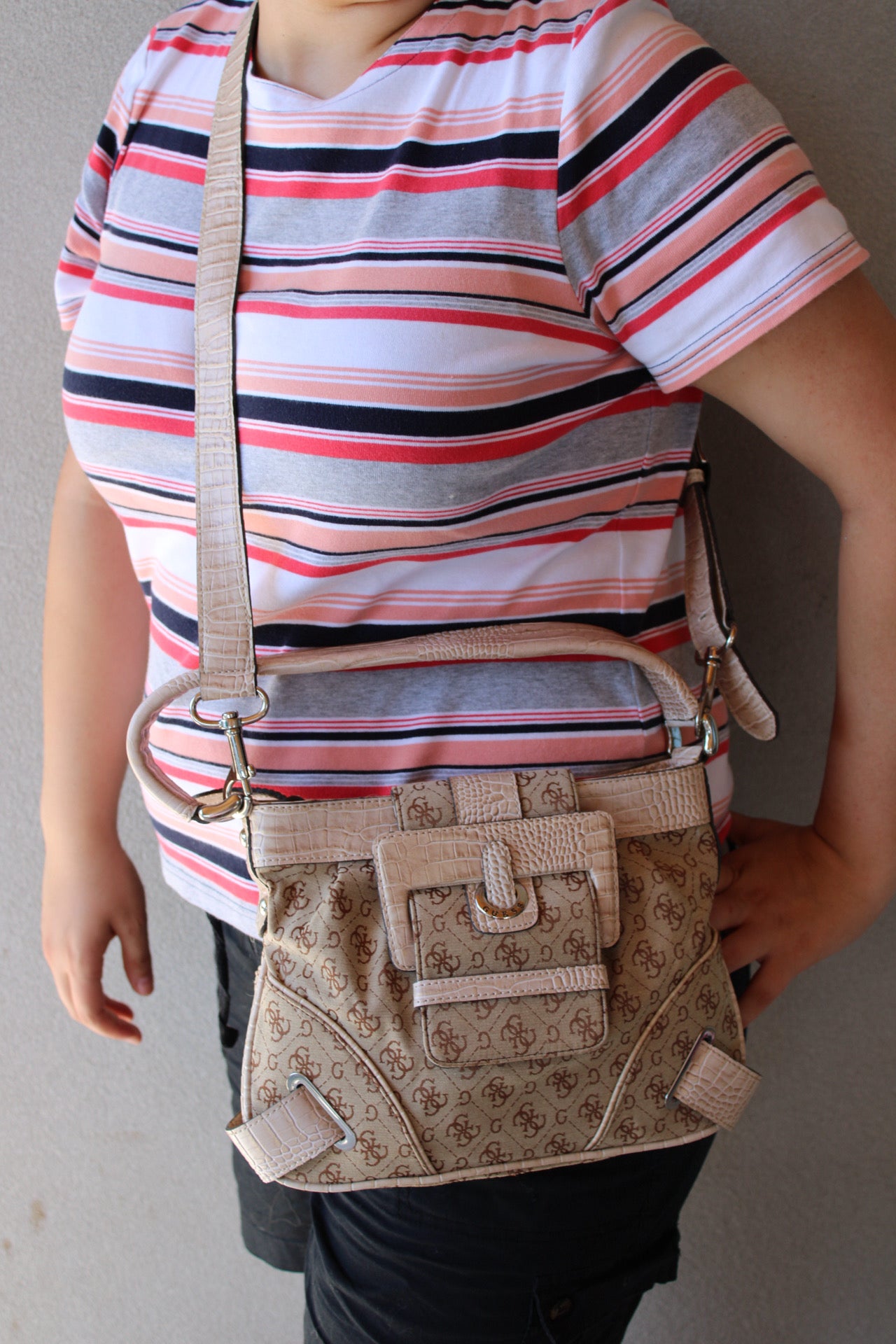Buckle Monogram Guess Bag