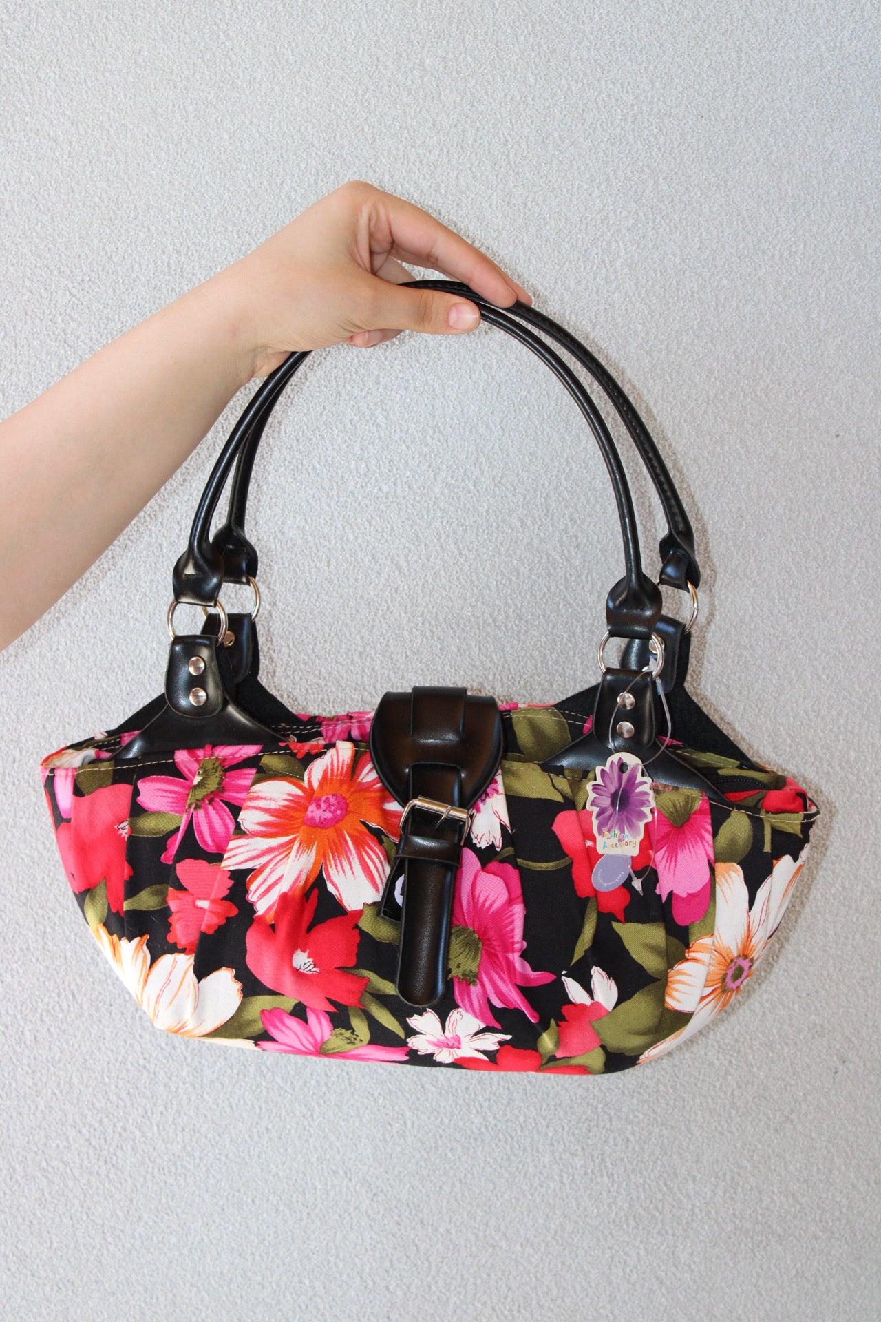 Vintage Floral Buckle Bag