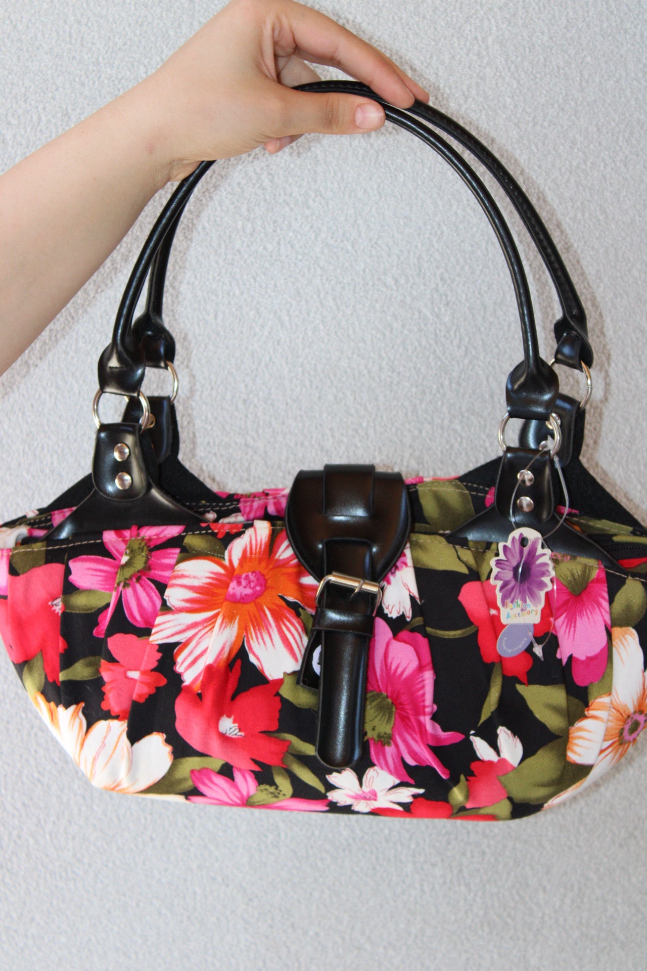Vintage Floral Buckle Bag