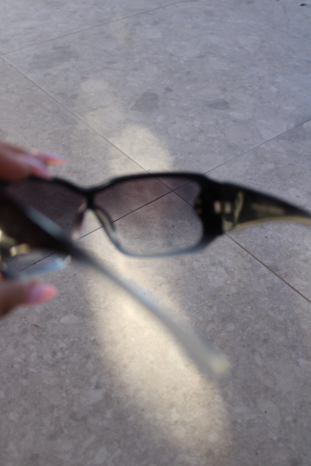 Square Shaped Ombre Sunglasses