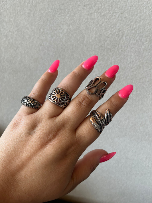 Grungy Silver Ring Bundle (4)