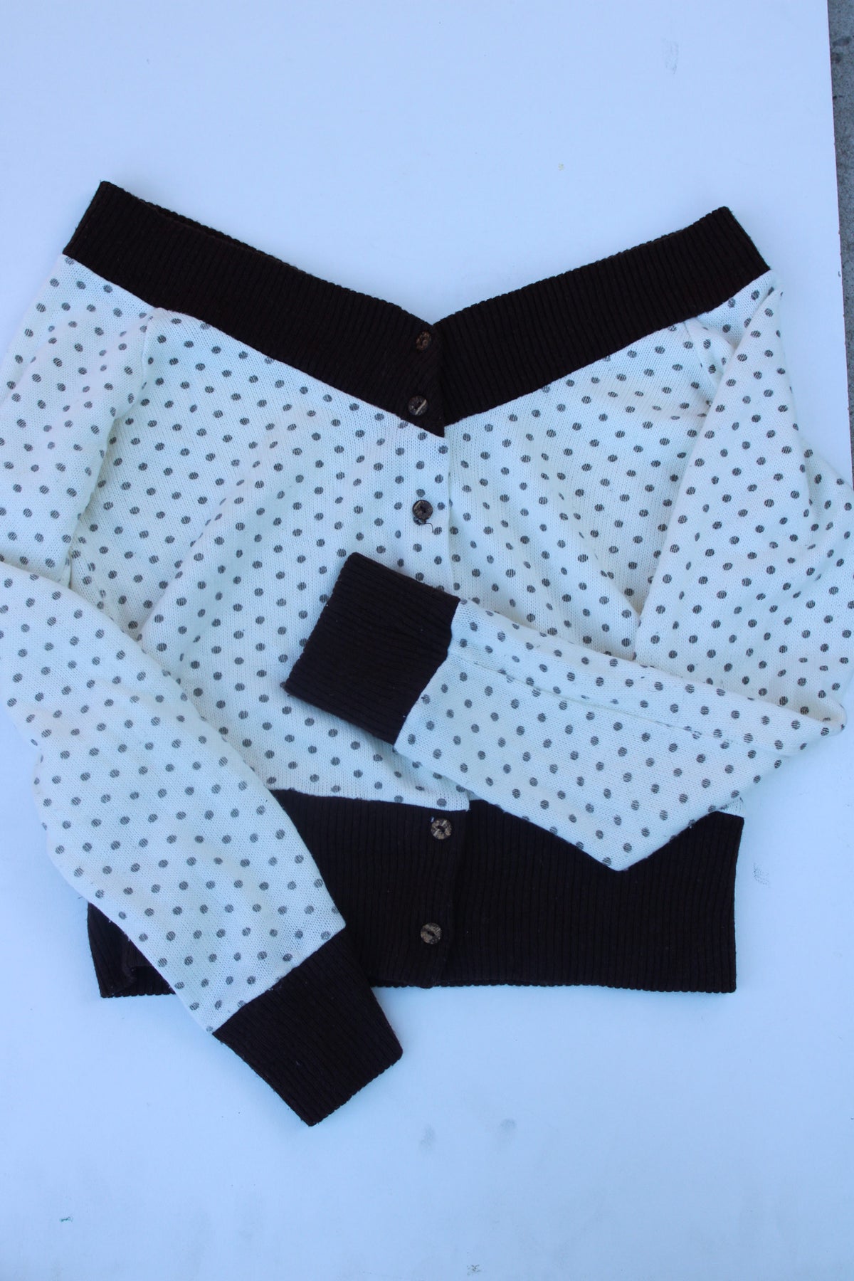 Off shoulder Polkadot Jumper