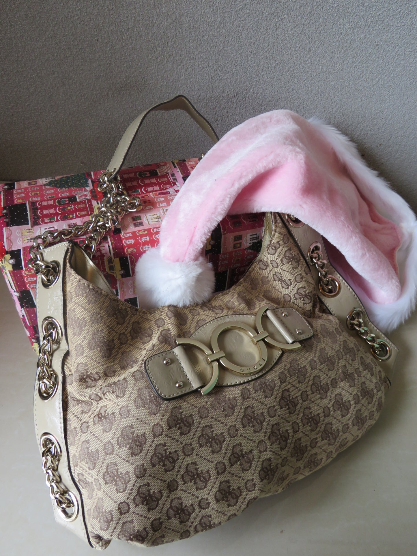 Vintage Guess Monogram Chain Bag